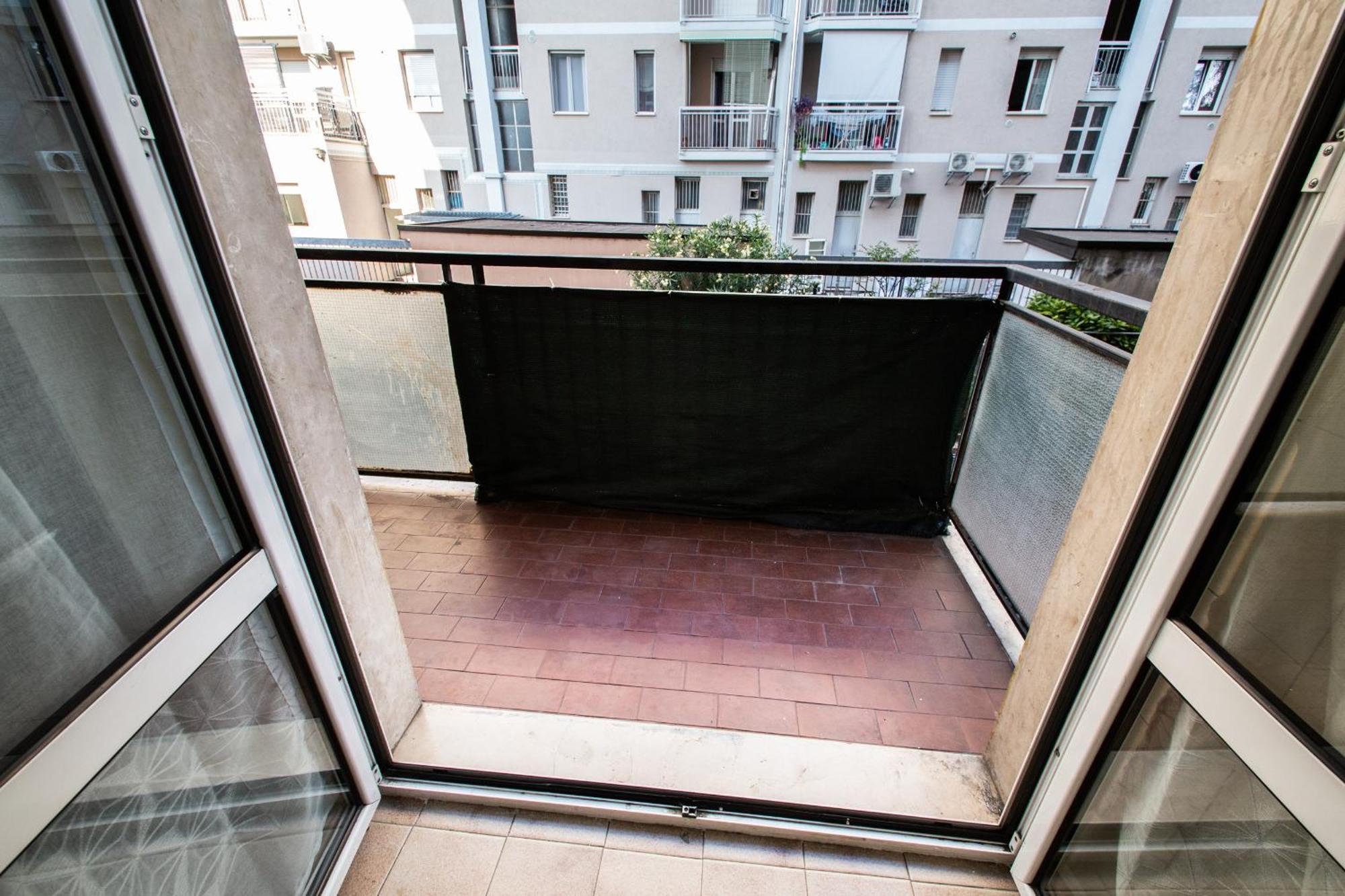 Milano-Linate Suite Self Check In & Free Parking Exterior photo