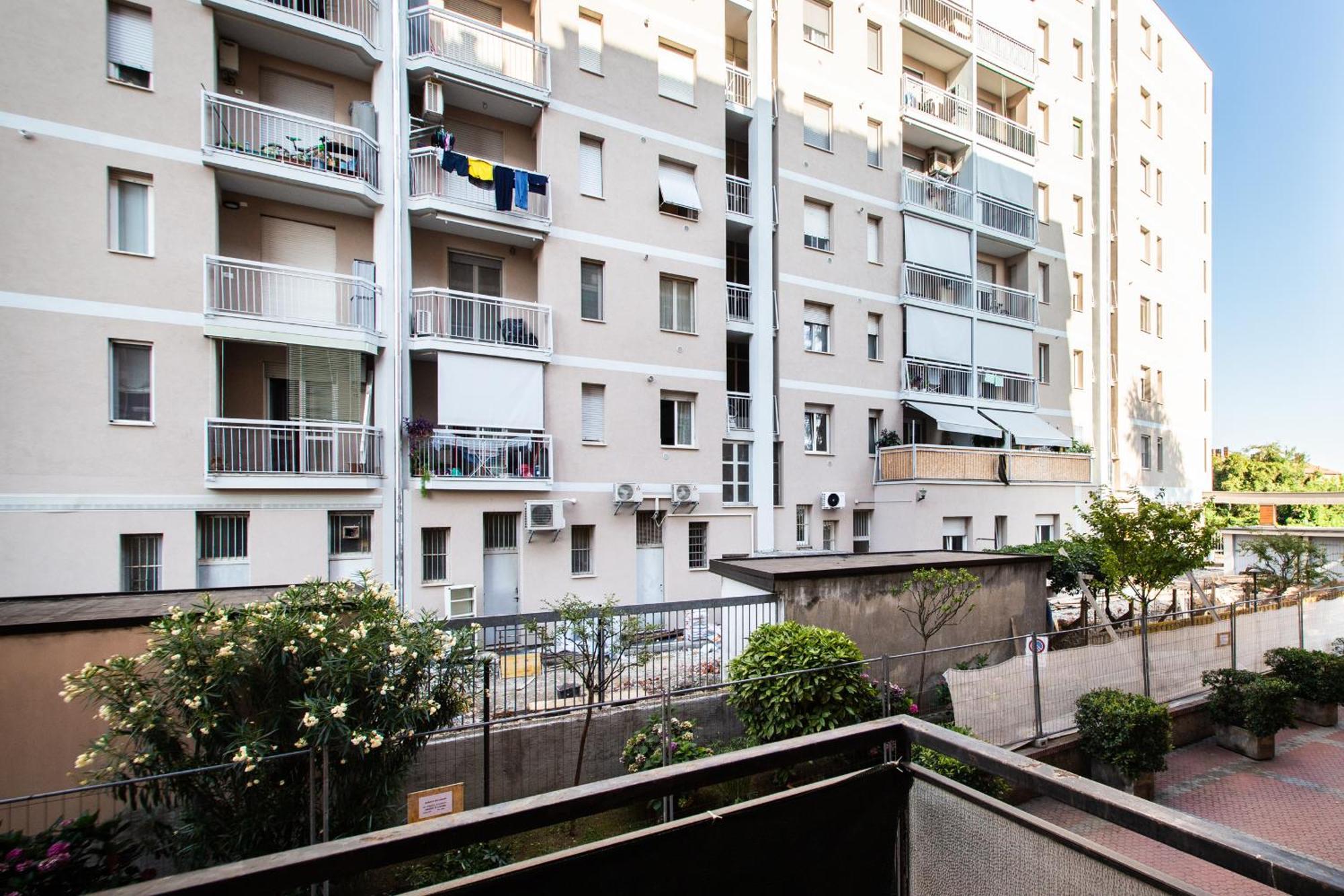 Milano-Linate Suite Self Check In & Free Parking Exterior photo